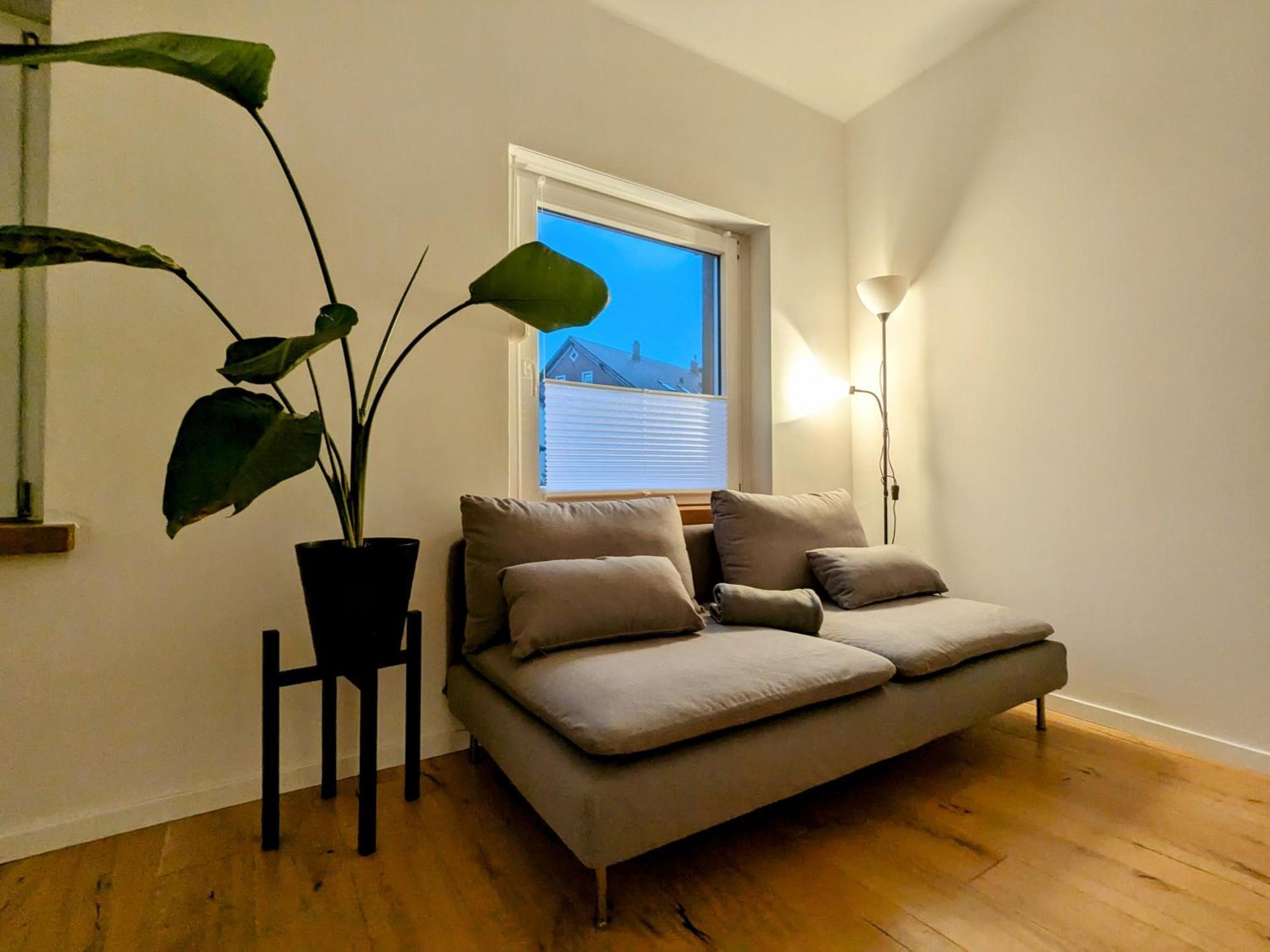 55Qm Messe Wohnung, Trade Fair, 6 Minuten Zur Messe Райнштеттен Экстерьер фото